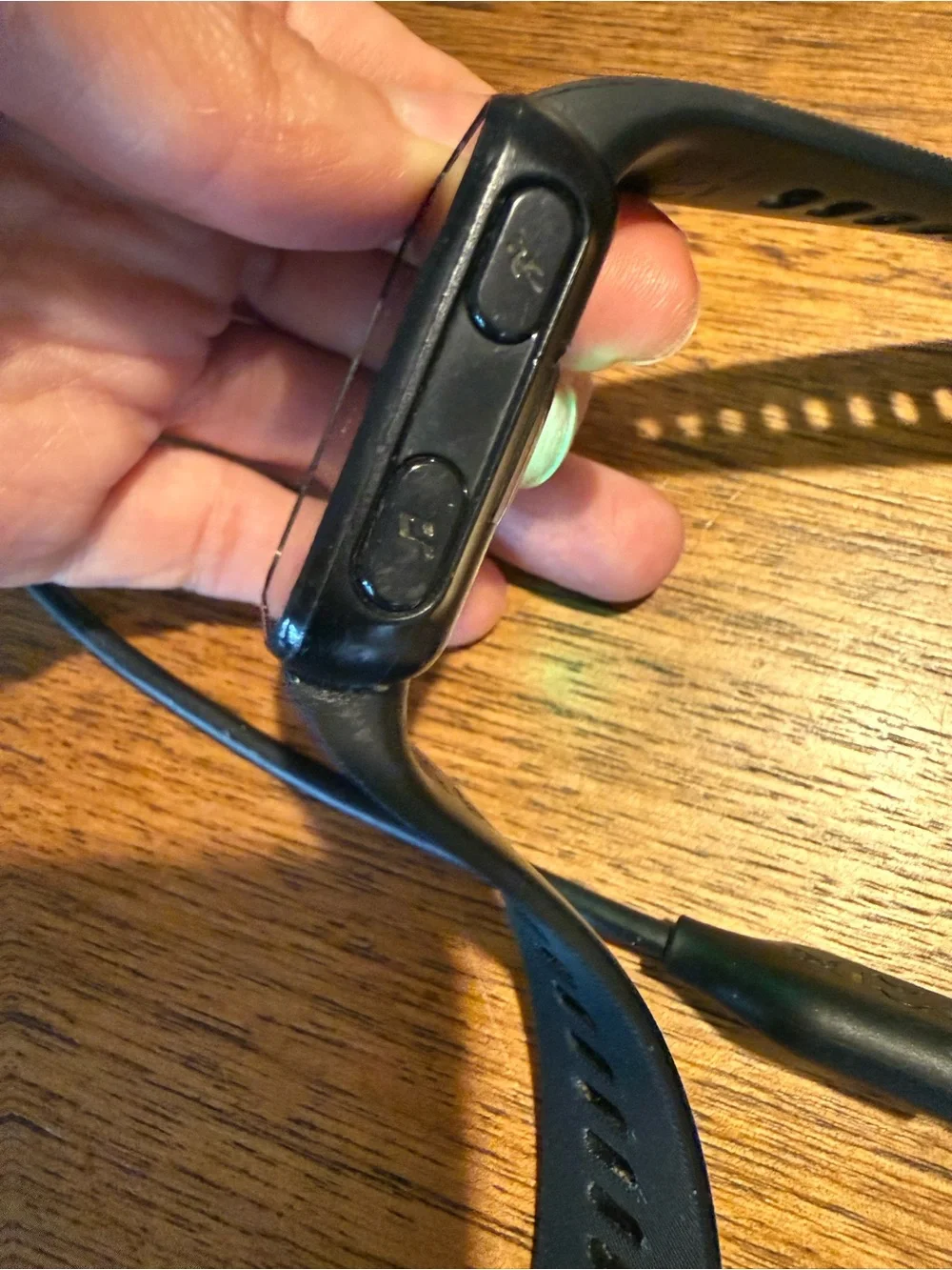 Garmin 35 Black Digital Fitness GPS Smartwatch in great condition with charger